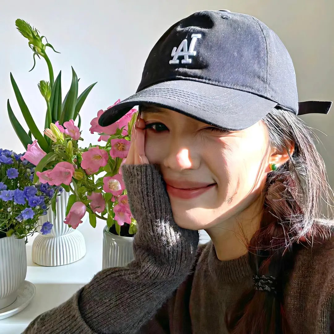 轰天俏娇娃